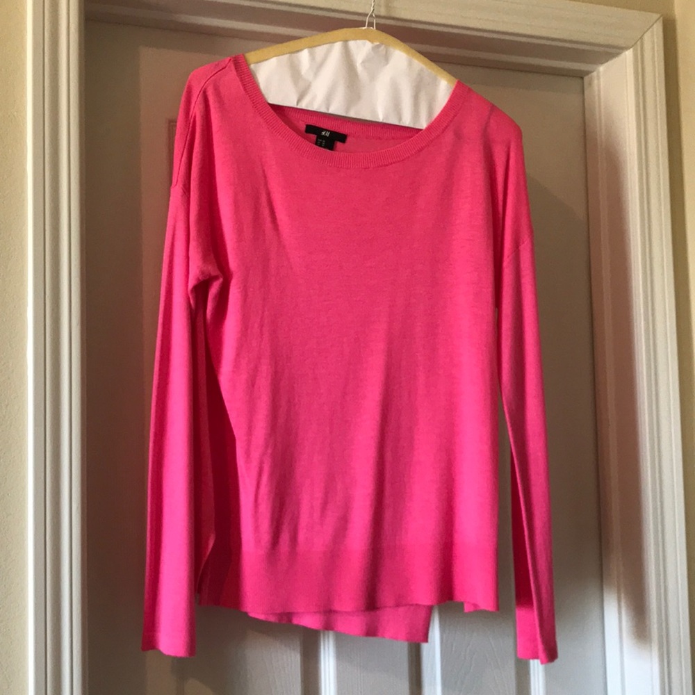 H&M pink long sleeved top